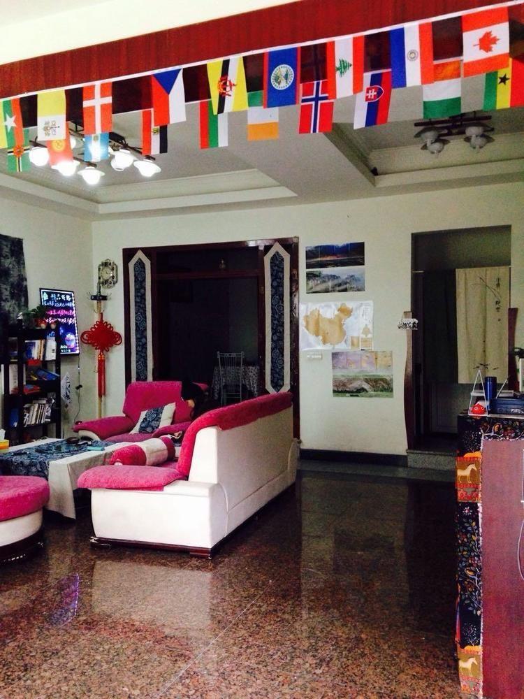 Chengdu Bling Bling Hostel Supoqiao Екстер'єр фото